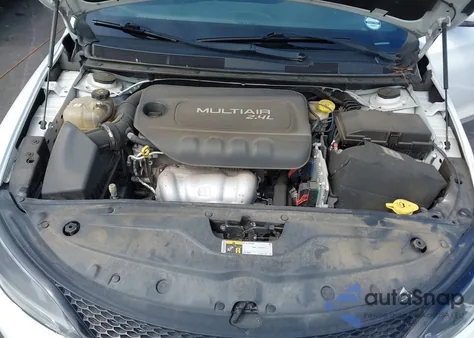 2016 Chrysler 200 S из США, поврежденный, VIN 1C3CCCBB0GN105191